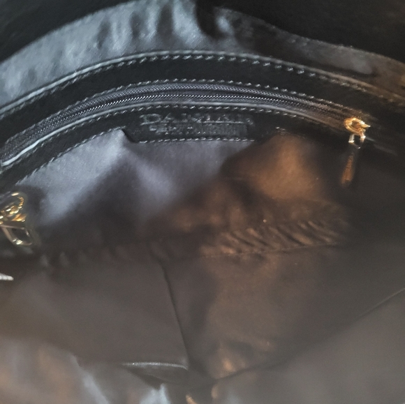 NWOT DANIER BLACK LEATHER CROSSBODY - Picture 6 of 7